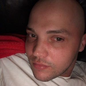 Meet your Posher, Adam